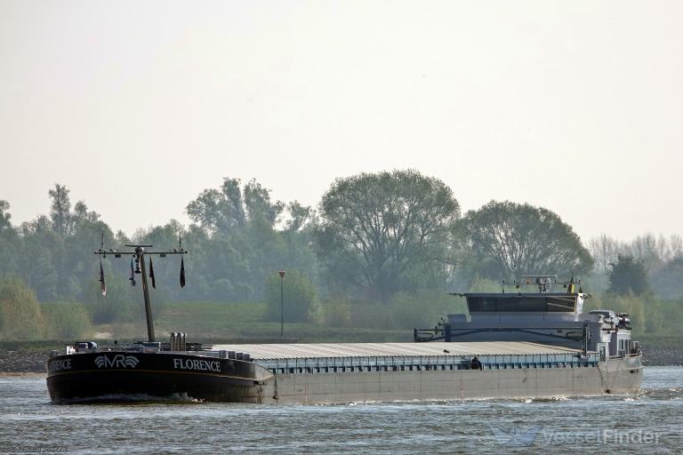 ship photo