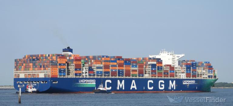 CMA CGM LOUVRE photo